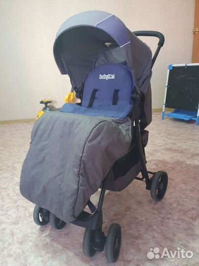 Прогулочная коляска