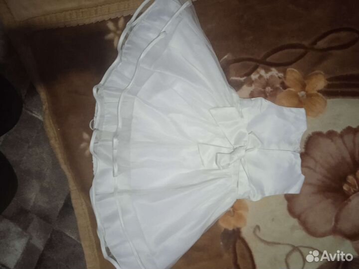 Нарядное платье