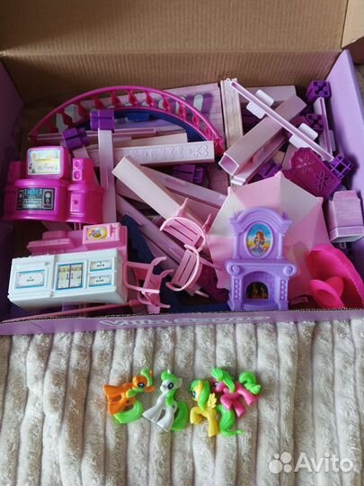 Игрушка Замок