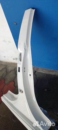 Стойка средняя на Hyundai Solaris 2