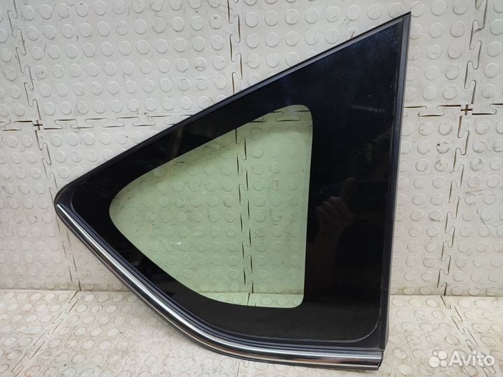 Стекло кузова заднее правое Toyota Rav4 XA40