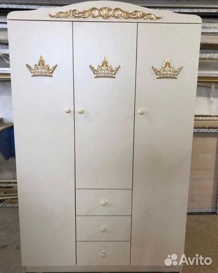 Шкаф для детской