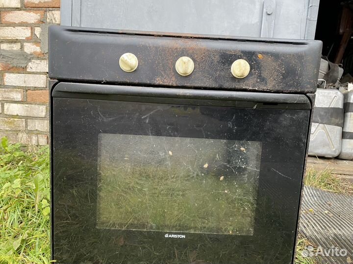 Духовка электрическая встраиваемая бу