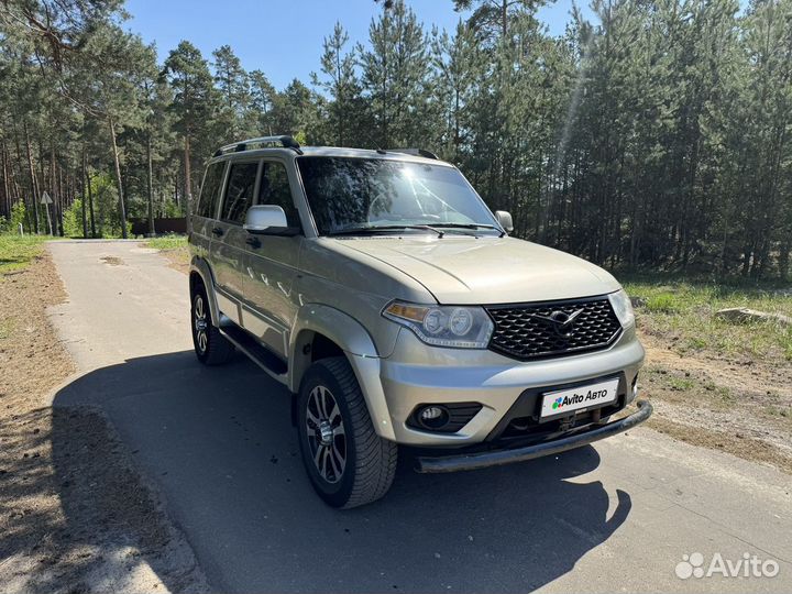 УАЗ Patriot 2.7 МТ, 2015, 115 000 км