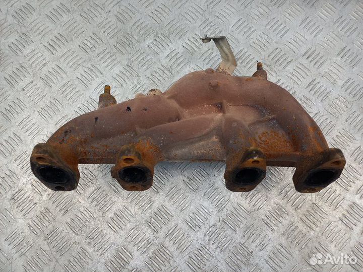 Коллектор выпускной Volkswagen Passat B6 1.6 BSF
