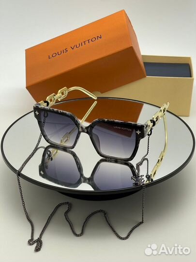 Солнцезащитные очки louis vuitton