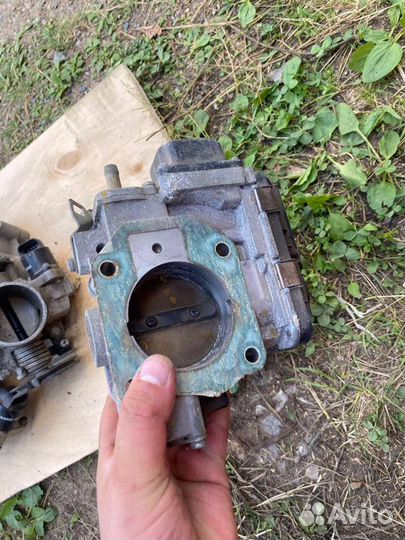 Дроссельная заслонка Honda Accord 8