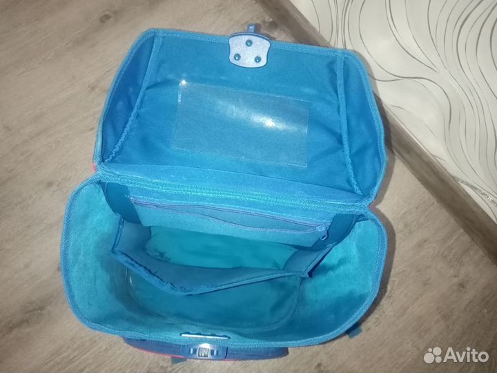 Школьный рюкзак