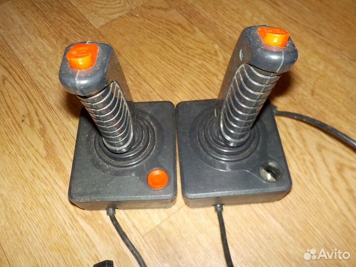 Видеоигра 1980х годов atari картриджная