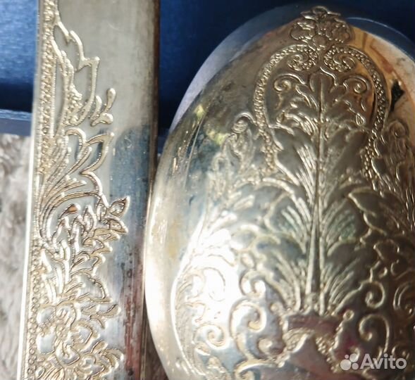 Нож для торта и ложка