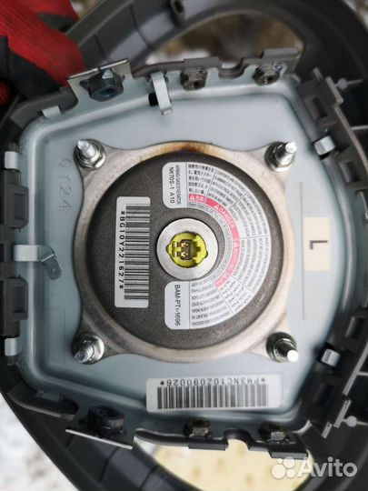 Пирпатрон подушки руля Nissan Leaf