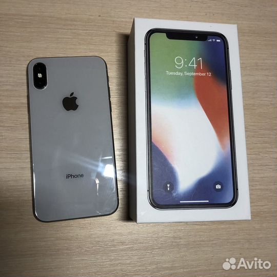 iPhone X, 256 ГБ