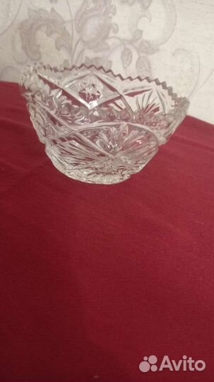 Ваза хрустальная