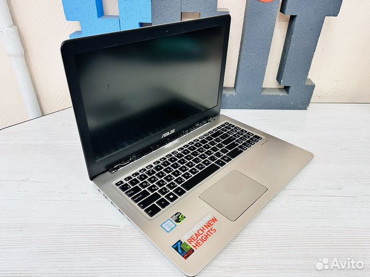 Игровой ноутбук Asus i5 GTX 1050