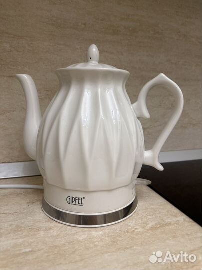 Чайник электрический керамический Gipfel