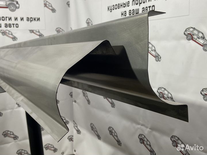 Ford Escape ремонтный порог + усилитель правый