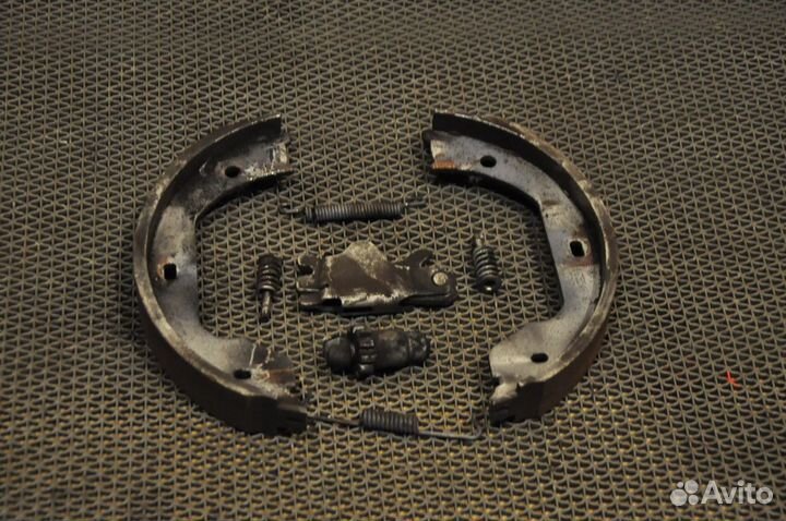 Механизм стояночного тормоза BMW 5 series E60