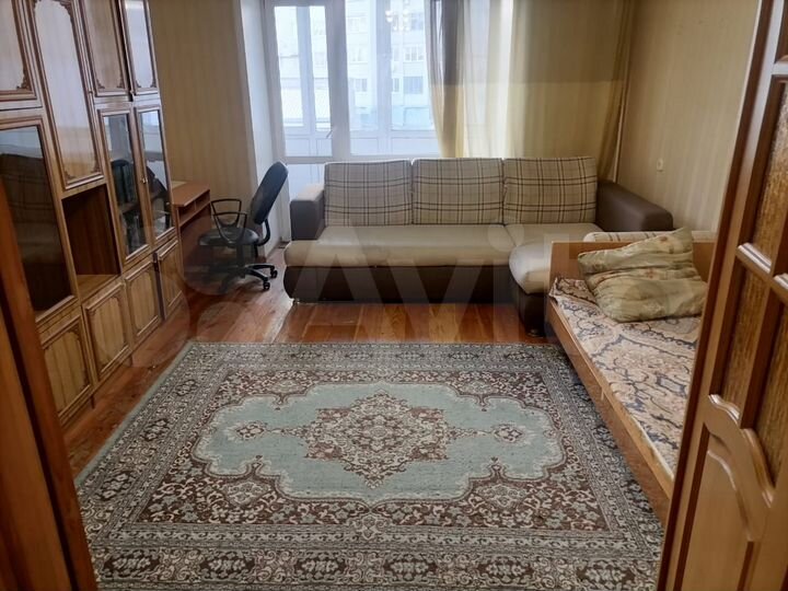 2-к. квартира, 46 м², 2/12 эт.