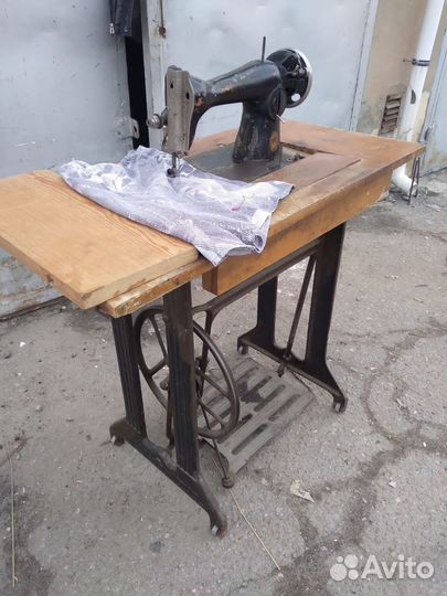 Швейная машинка ножная подольск