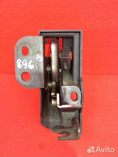 Замок двери багажника задний левый Hyundai Starex