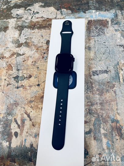 Умные часы Apple Watch Series 8 41 мм