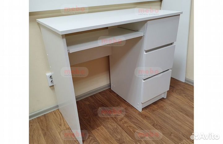 Стол компьютерный новый