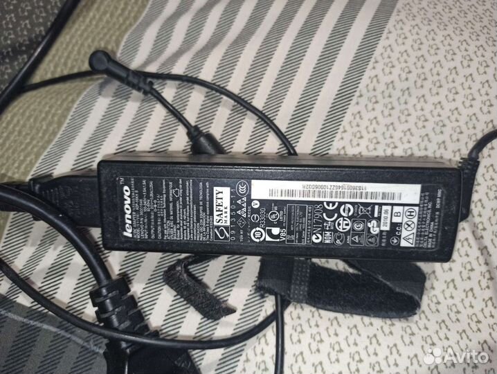 Блок питания для ноутбука
