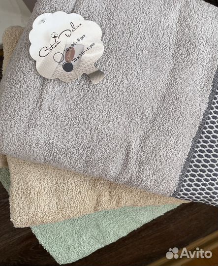Махровые полотенца новые