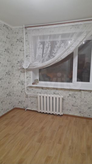 Комната 13 м² в 1-к., 1/5 эт.