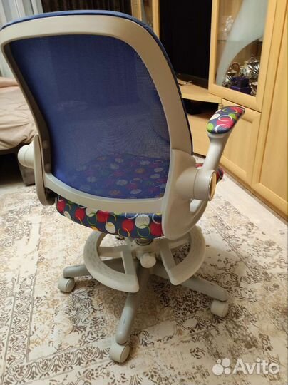 Компьютерное кресло для детей Б/У
