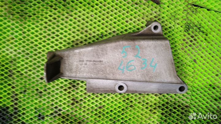 Кронштейн опоры двигателя калина