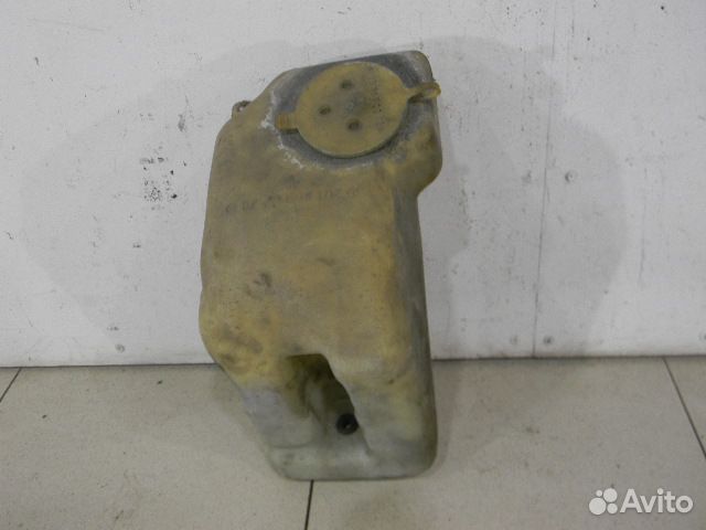 Бачок омывателя Мерседес