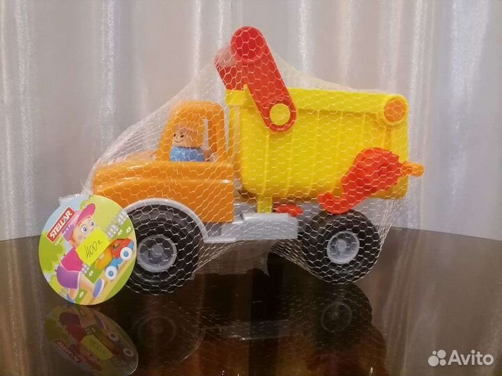 Разные игрушки-машины