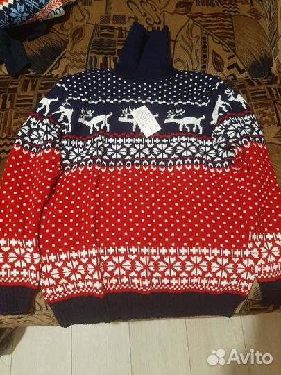 Свитер новогодний