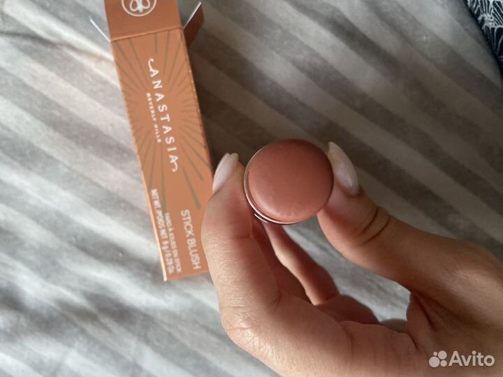 Anastasia beverly hills румяна stick blush