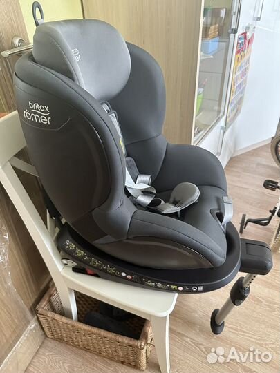 Автомобильное кресло britax romer dualfix 2R