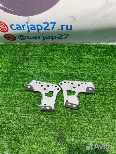 Крепление магнитолы(4) Toyota Sienta NSP170