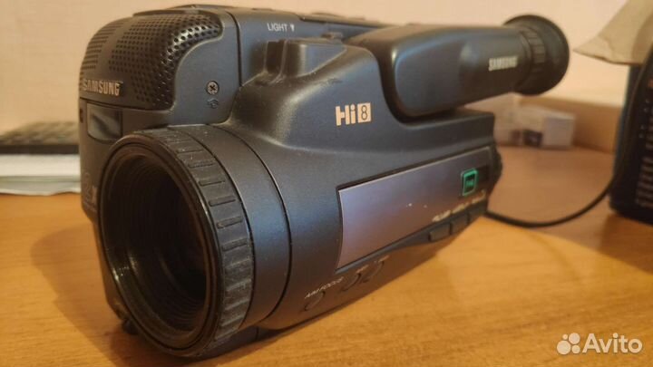 Видеокамера Самсунг VP-H65