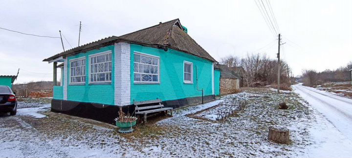 Дом 53 м² на участке 50 сот.