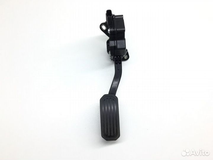 Педаль газа Toyota Camry XV55 2.0 2016