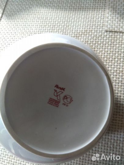 Конфетница фарфоровая