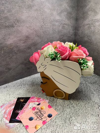 Букет из мыльных цветов в кашпо