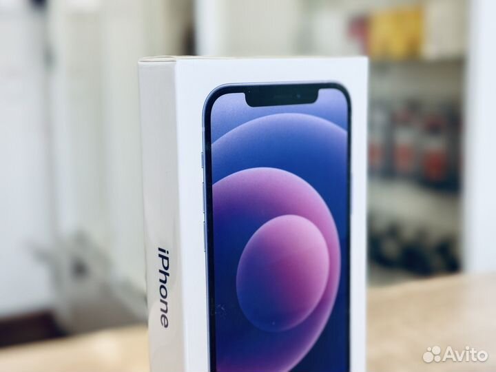 iPhone 12, 64 ГБ