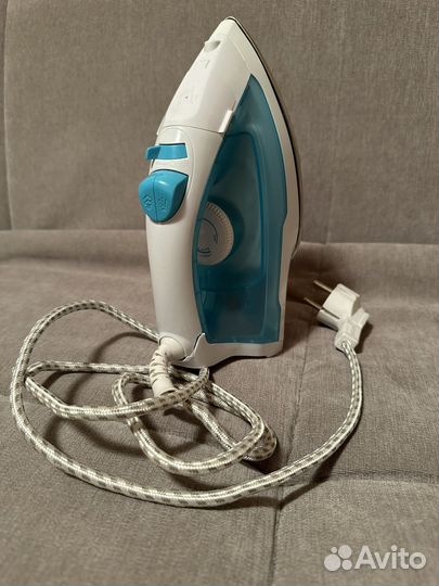 Утюг Home Element HE-IR211