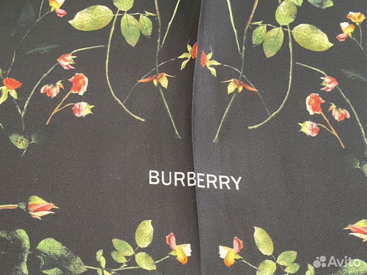 Платок темный Burberry