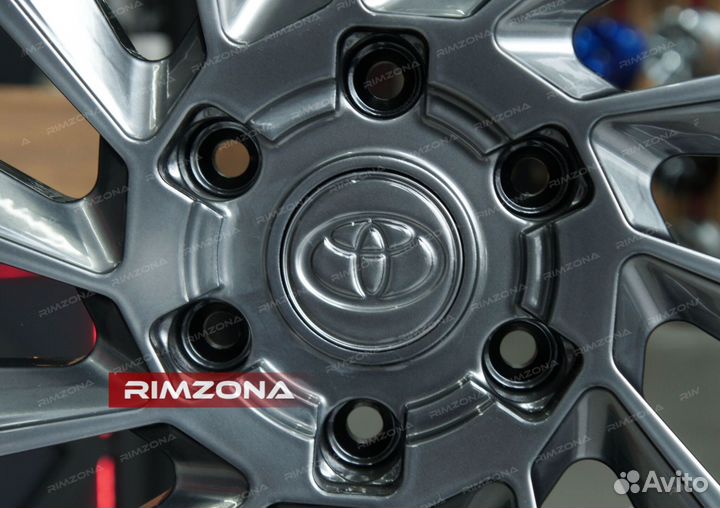 Кованые диски R22 на Mitsubishi Pajero