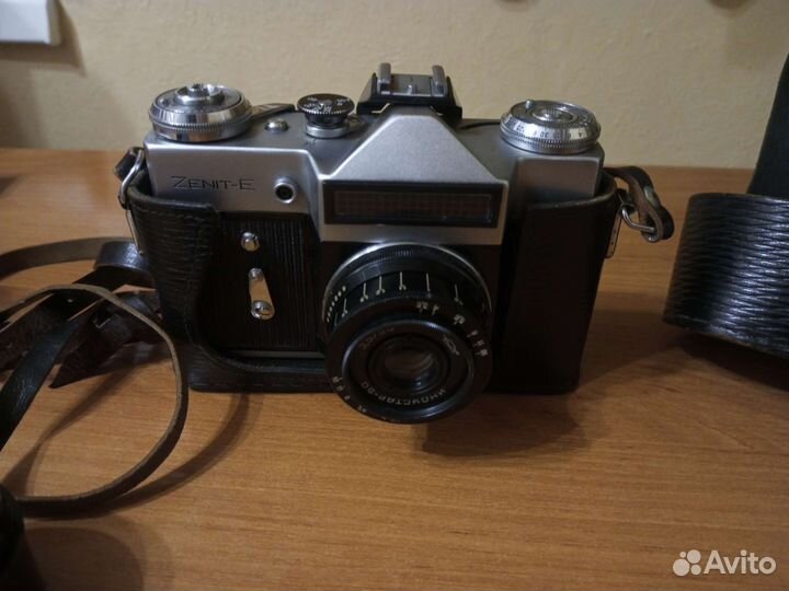 Плёночный фотоаппарат Zenit-E