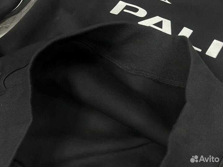 Свитшот Palace x Umbro