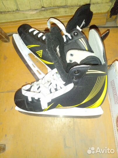 Коньки хоккейные виртер
