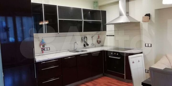 2-к. квартира, 79 м², 2/5 эт.